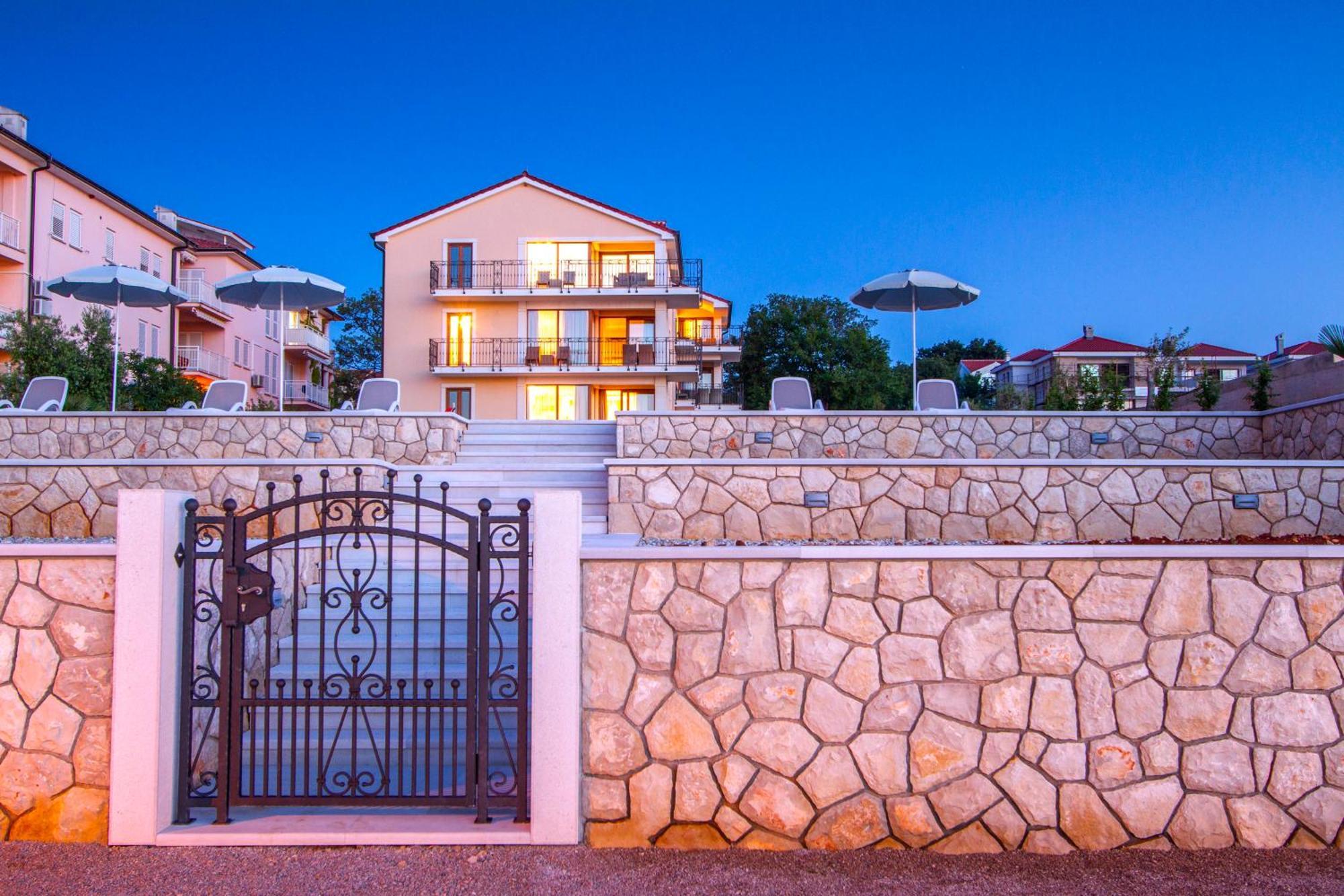 Luxury Apartments Villa Matea Malinska Luaran gambar