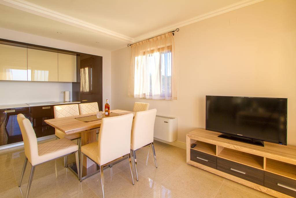 Luxury Apartments Villa Matea Malinska Bilik gambar